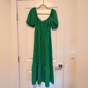 Never worn Stradivarius Poof Sleeve Tie Up Back Green Dress
